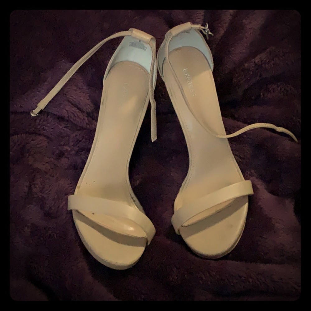 Express Light Tan Heels Sz 9